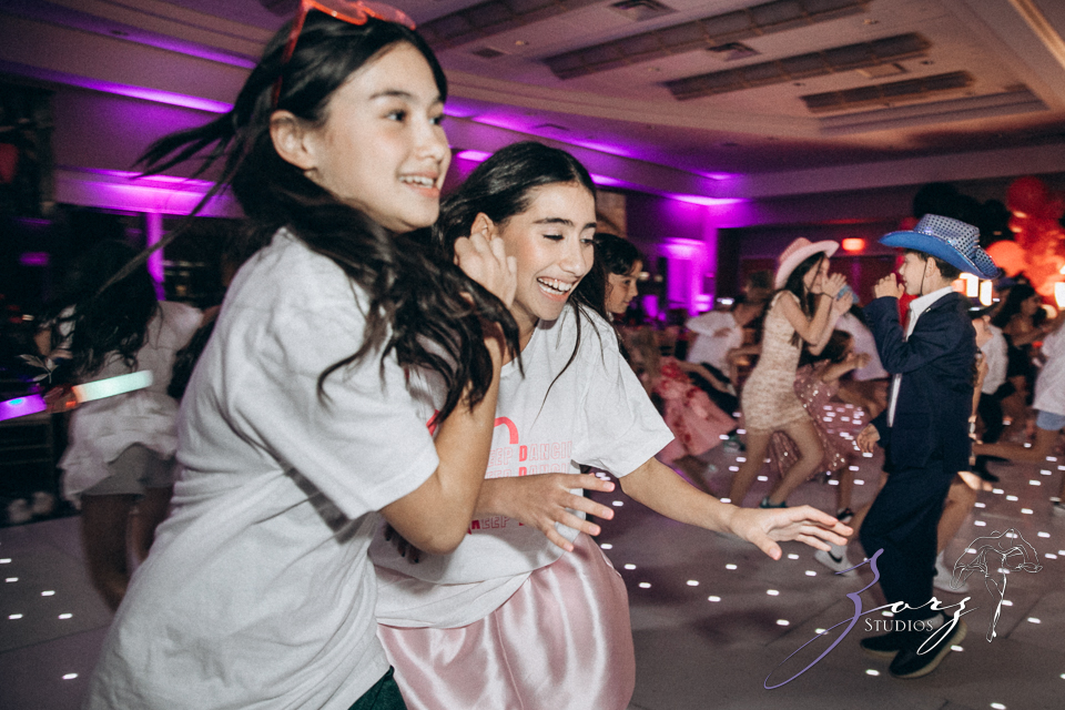 Kaylaganza: A Dazzling Bat Mitzvah at Hyatt Regency | Zorz Studios