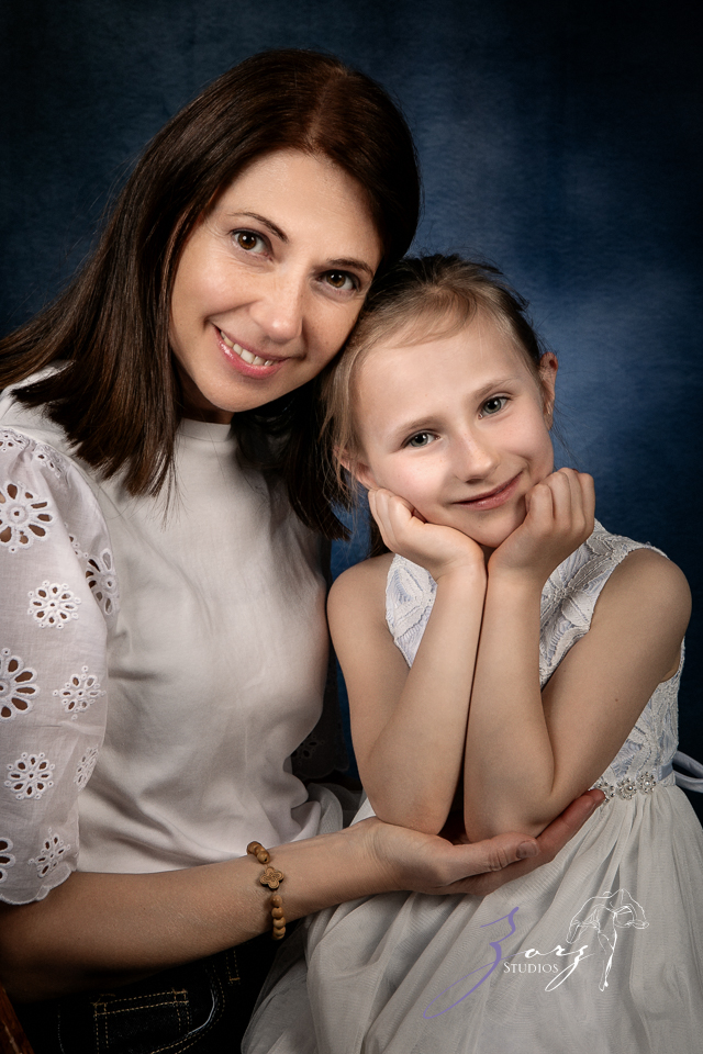 Free Mother’s Day Portraits: Mini Sessions with Zorz Studios | Zorz Studios