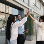 Successful People vs Unsuccessful People: Key Traits That Set Them Apart | Zorz Studios