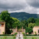 This 20-guest Tuscany wedding made Toile de Jouy feel right at home in the Italian countryside | Zorz Studios